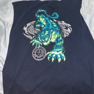 Sleeveless tiger shirt reflective
